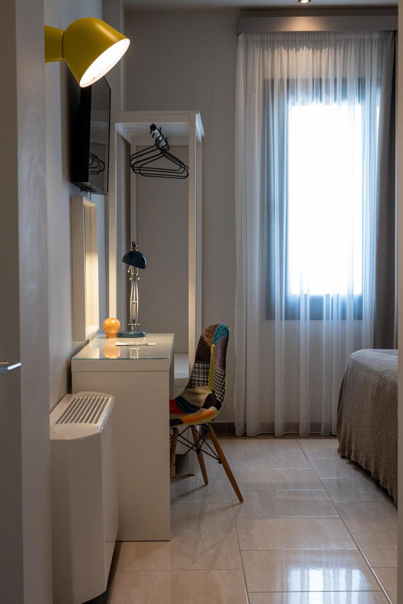 Thalias Quarters - Kalamata Mediterranean Villas エクステリア 写真